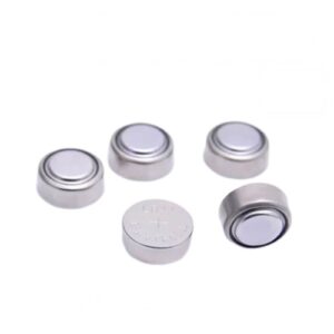 ถ่านกระดุม AG13 / LR44 สำหรับเครื่องคิดเลข นาฬิกา รีโมท ของเล่นต่างๆ
