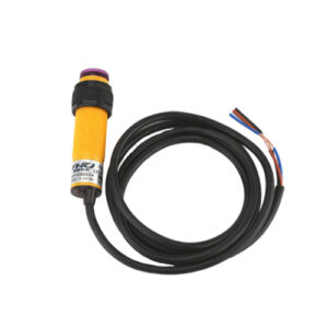 E3F-DS30C4 เซ็นเซอร์จับวัตถุ ชนิด NPN ระยะ10-30cm 6V-36V